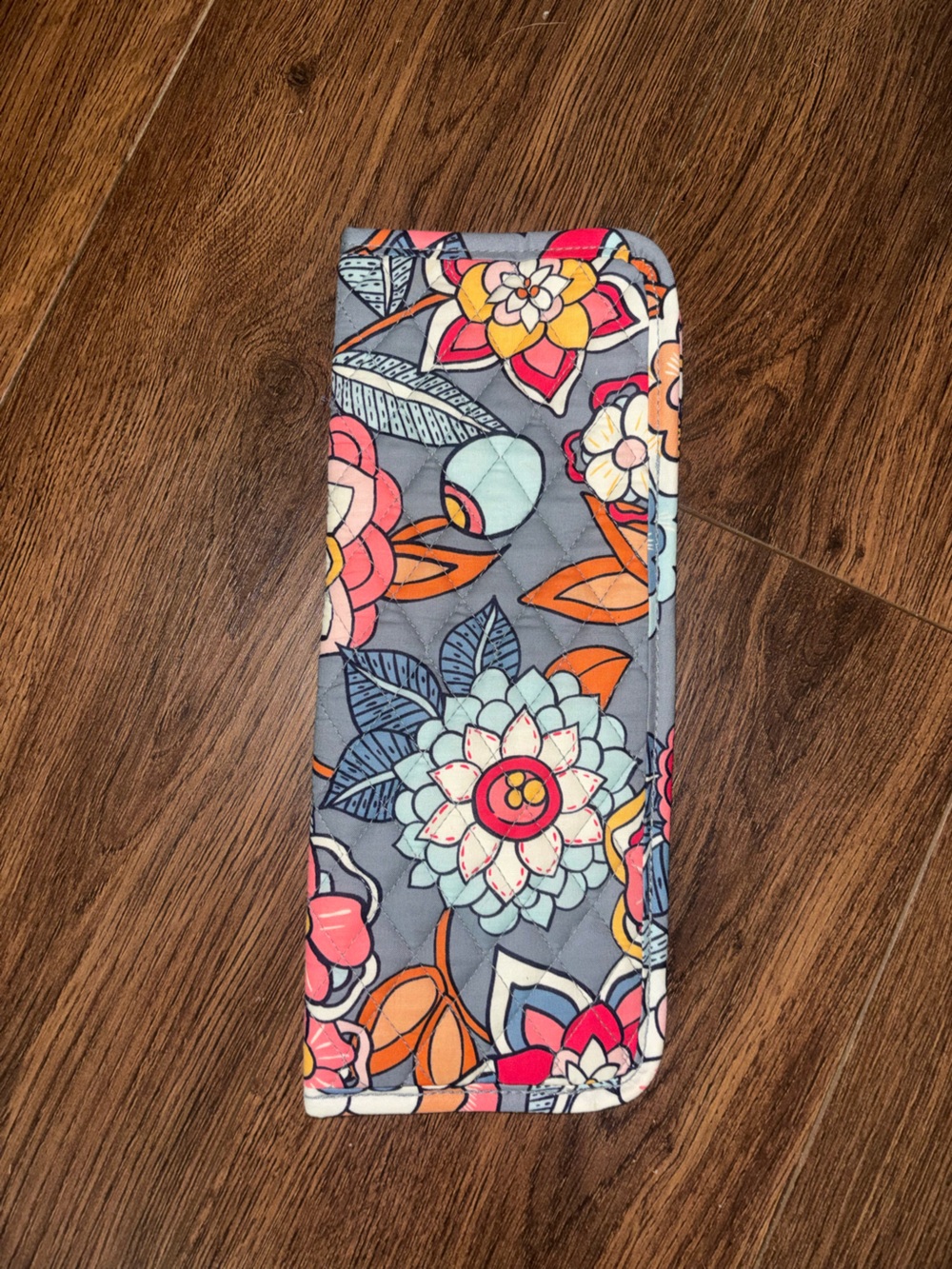 Vera Bradley Quilted Floral Curling Iron Sleeve in Gray with Coral &Aqua Accents